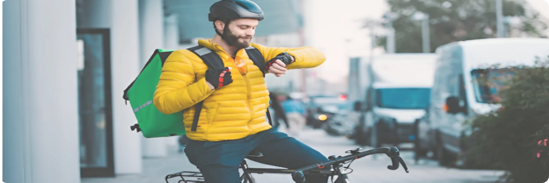 Padharo delivery rider ready for a local delivery
